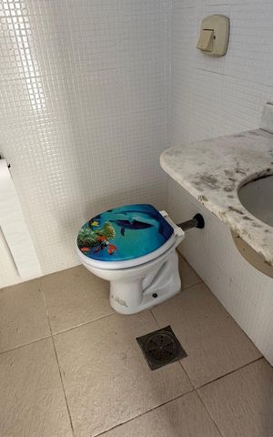 Apartamento à venda com 326m², 5 quartos e 3 vagas Apartamento à venda com 326m², 5 quartos e 3 vagasBanheiro da cobertura