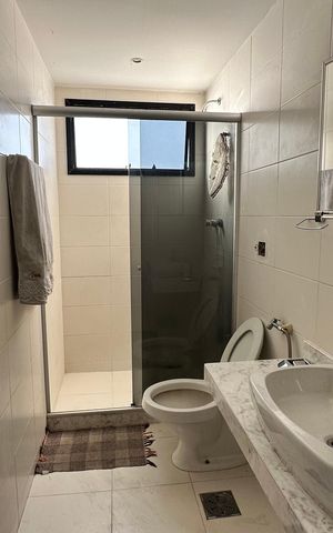 Apartamento à venda com 326m², 5 quartos e 3 vagas Apartamento à venda com 326m², 5 quartos e 3 vagasBanheiro da Cobertura