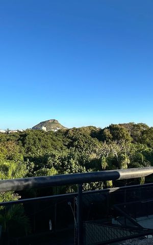 Apartamento à venda com 326m², 5 quartos e 3 vagas Apartamento à venda com 326m², 5 quartos e 3 vagasCobertura