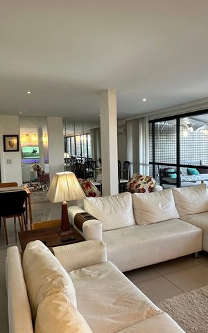 Apartamento à venda com 326m², 5 quartos e 3 vagas Apartamento à venda com 326m², 5 quartos e 3 vagasSala