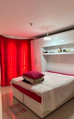 Apartamento à venda com 326m², 5 quartos e 3 vagas Apartamento à venda com 326m², 5 quartos e 3 vagasSuíte 2