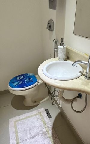 Apartamento à venda com 326m², 5 quartos e 3 vagas Apartamento à venda com 326m², 5 quartos e 3 vagasLavabo