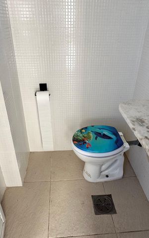 Apartamento à venda com 326m², 5 quartos e 3 vagas Apartamento à venda com 326m², 5 quartos e 3 vagasBanheiro da cobertura