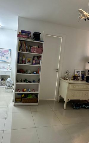 Apartamento à venda com 326m², 5 quartos e 3 vagas Apartamento à venda com 326m², 5 quartos e 3 vagasSuíte 1