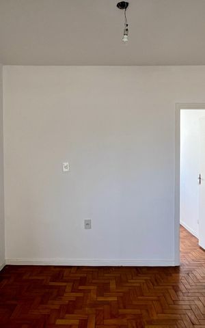 Apartamento à venda com 31m², 1 quarto e sem vaga Apartamento à venda com 31m², 1 quarto e sem vagaSala