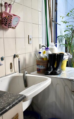 Casa à venda com 220m², 3 quartos e 2 vagas Casa à venda com 220m², 3 quartos e 2 vagasÁrea de Serviço