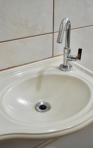 Casa à venda com 220m², 3 quartos e 2 vagas Casa à venda com 220m², 3 quartos e 2 vagasSuíte 2