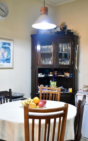 Casa à venda com 220m², 3 quartos e 2 vagas Casa à venda com 220m², 3 quartos e 2 vagasCopa