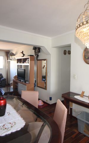 Apartamento à venda com 126m², 4 quartos e 2 vagasSala