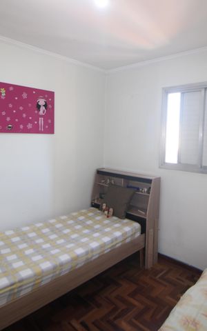Apartamento à venda com 126m², 4 quartos e 2 vagasQuarto 4