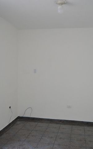Casa à venda com 80m², 2 quartos e 1 vagaSala