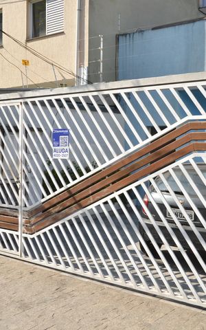Casa à venda com 80m², 2 quartos e 1 vagaFachada