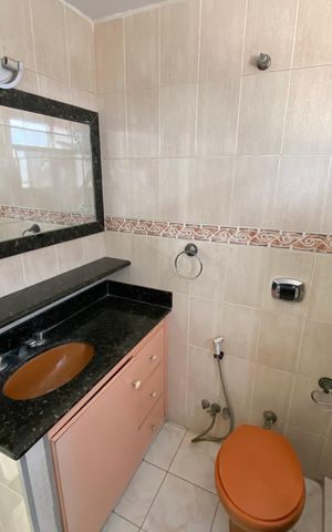 Apartamento à venda com 102m², 2 quartos e 1 vaga Apartamento à venda com 102m², 2 quartos e 1 vagaBanheiro