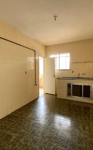 Apartamento à venda com 102m², 2 quartos e 1 vaga Apartamento à venda com 102m², 2 quartos e 1 vagaCozinha