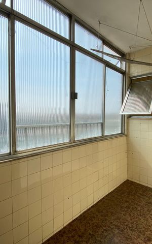 Apartamento à venda com 102m², 2 quartos e 1 vaga Apartamento à venda com 102m², 2 quartos e 1 vagaÁrea de Serviço