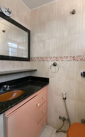 Apartamento à venda com 102m², 2 quartos e 1 vaga Apartamento à venda com 102m², 2 quartos e 1 vagaBanheiro
