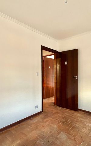 Casa à venda com 287m², 4 quartos e 8 vagasQuarto 2