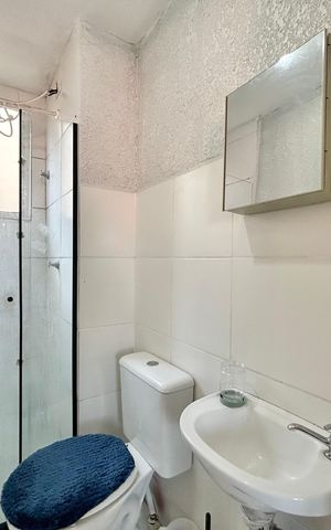 Apartamento à venda com 50m², 2 quartos e 1 vaga Apartamento à venda com 50m², 2 quartos e 1 vagaBanheiro