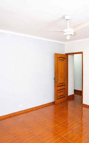 Casa à venda com 272m², 4 quartos e 3 vagasSuíte