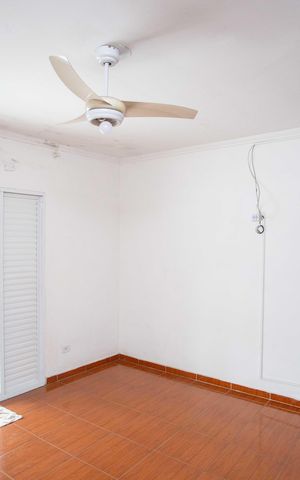 Casa à venda com 272m², 4 quartos e 3 vagasSuíte