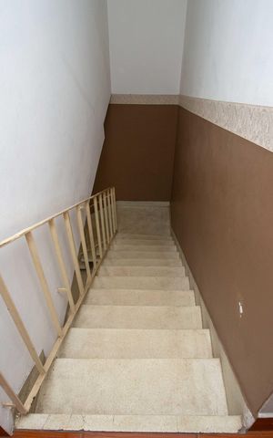 Casa à venda com 272m², 4 quartos e 3 vagasCorredor