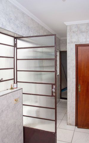 Casa à venda com 272m², 4 quartos e 3 vagasÁrea de Serviço