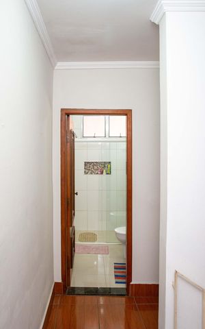 Casa à venda com 272m², 4 quartos e 3 vagasCorredor