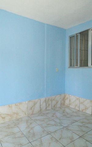Casa de condomínio para alugar com 49m², 2 quartos e sem vagaSala