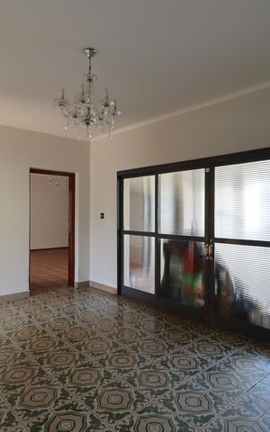 Casa para alugar com 241m², 6 quartos e 4 vagasSala 1