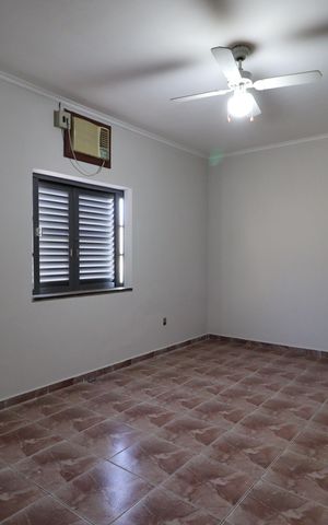 Casa para alugar com 241m², 6 quartos e 4 vagasQuarto 4