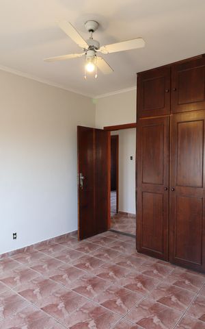 Casa para alugar com 241m², 6 quartos e 4 vagasQuarto 2