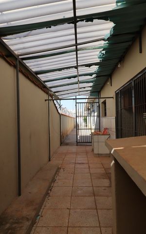 Casa para alugar com 241m², 6 quartos e 4 vagasÁrea de Serviço 2
