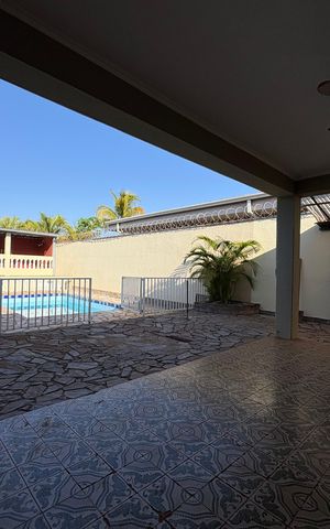 Casa para alugar com 241m², 6 quartos e 4 vagasPiscina