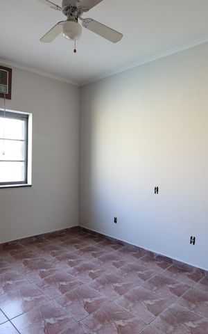 Casa para alugar com 241m², 6 quartos e 4 vagasBanheiro
