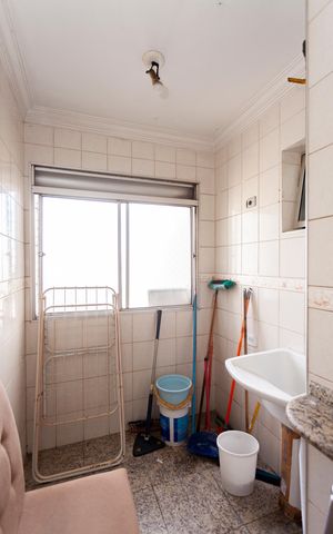 Apartamento para alugar com 75m², 2 quartos e 1 vagaÁrea de Serviço