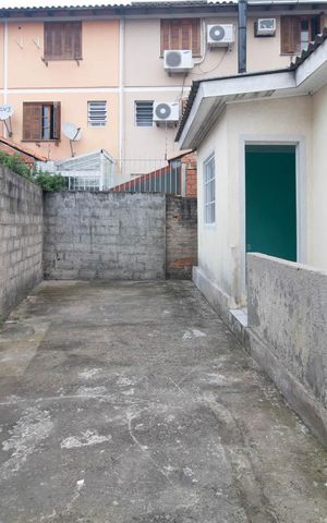 Casa para alugar com 63m², 1 quarto e sem vagaÁrea Externa