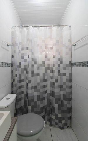 Casa para alugar com 63m², 1 quarto e sem vagaBanheiro