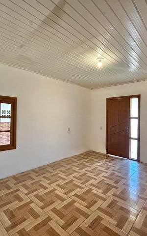 Casa para alugar com 130m², 4 quartos e 2 vagas Casa para alugar com 130m², 4 quartos e 2 vagasSala