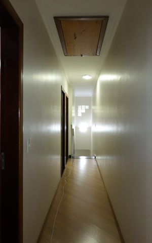 Apartamento à venda com 200m², 4 quartos e 3 vagasCorredor piso superior