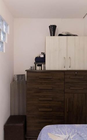 Casa à venda com 150m², 2 quartos e 4 vagas Casa à venda com 150m², 2 quartos e 4 vagasQuarto
