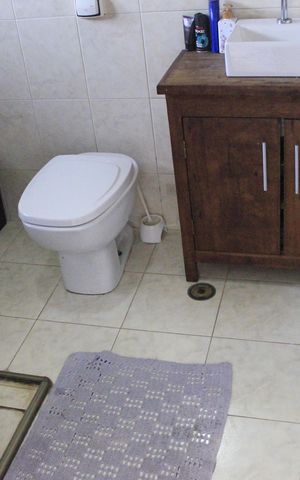Casa à venda com 250m², 4 quartos e 4 vagasBanheiro da Suíte 1