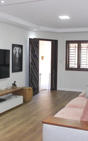 Casa à venda com 250m², 4 quartos e 4 vagasSala