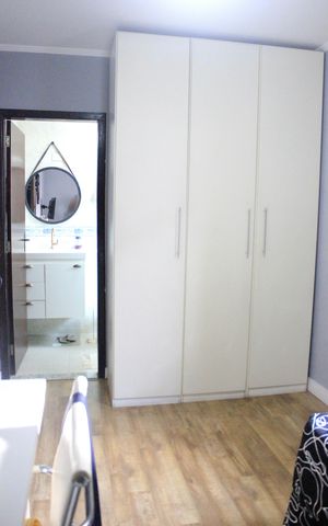 Casa à venda com 250m², 4 quartos e 4 vagasSuíte 2