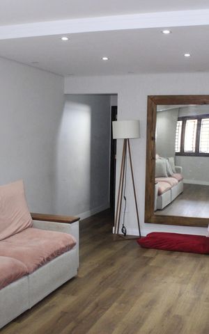 Casa à venda com 250m², 4 quartos e 4 vagasSala