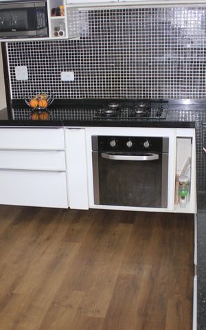 Casa à venda com 250m², 4 quartos e 4 vagasCozinha