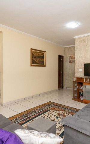 Casa à venda com 100m², 3 quartos e 1 vagaSala