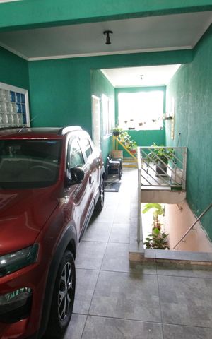 Casa à venda com 392m², 4 quartos e 3 vagasGaragem