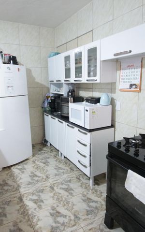Casa à venda com 392m², 4 quartos e 3 vagasEdícula - Sala e cozinha