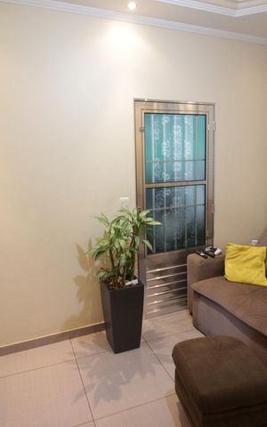 Casa à venda com 392m², 4 quartos e 3 vagasSala
