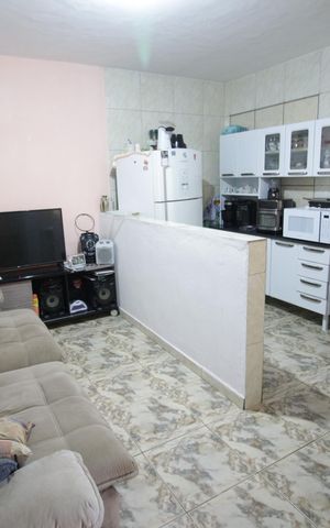 Casa à venda com 392m², 4 quartos e 3 vagasEdícula - Sala e cozinha